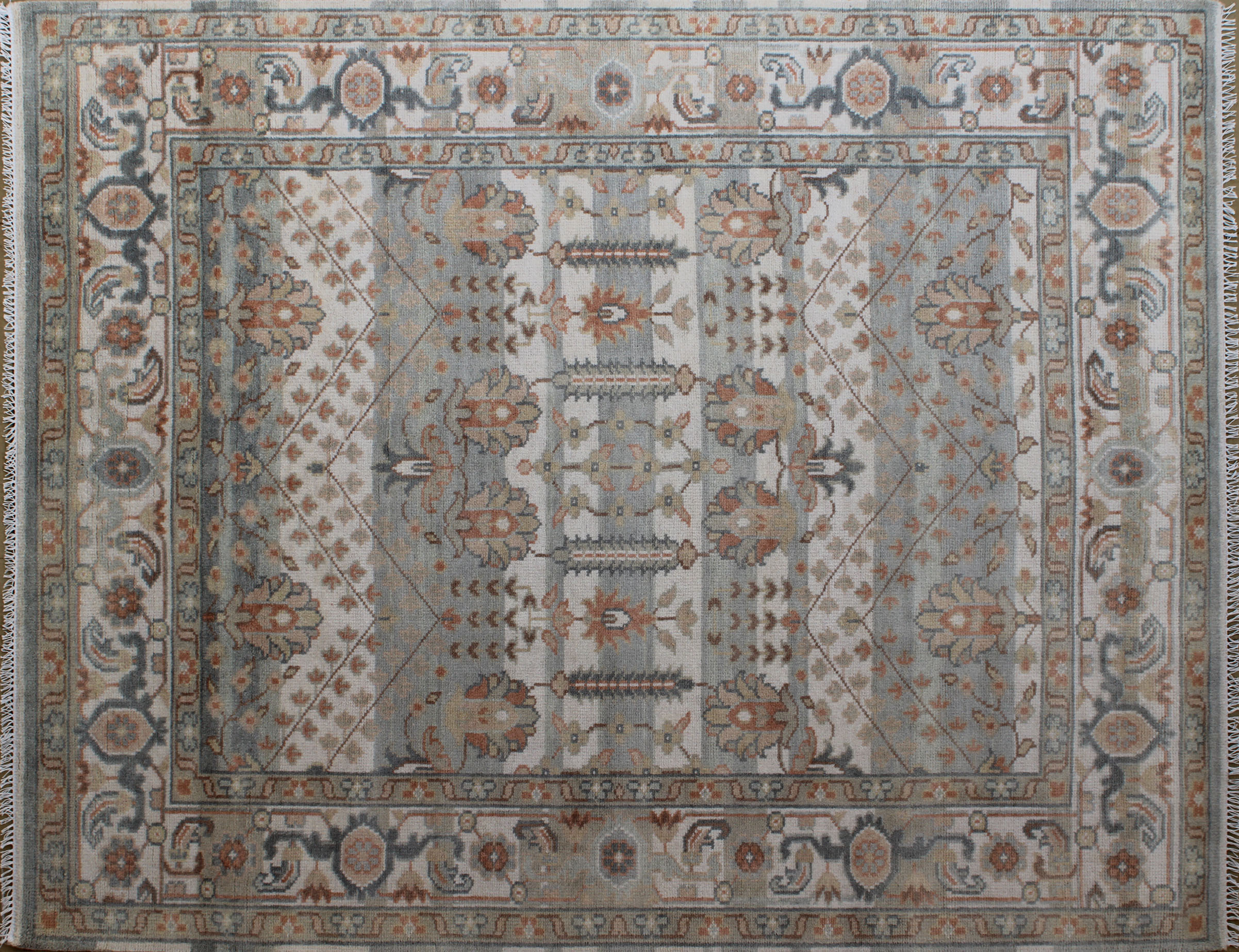 Sophisticated Gray and Ivory Rug 8ft x 10ft - Handknotted Carpet Manufacturer Mirzapur